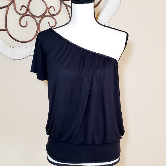 grass collection Tops - Grass Collection One Shoulder Top